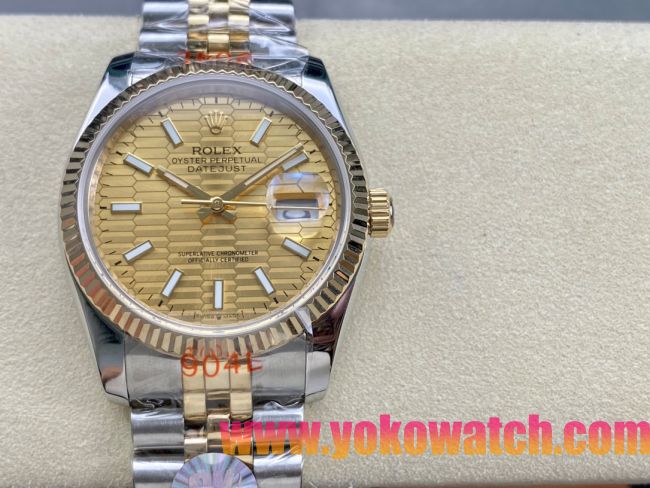 ロレックスコピー デイトジャスト（Datejust）36mm 126233“ゴールド文字盤・バトンインデックス＋リングコマンド機能搭載三角坑紋ベゼル＋ブレスレット” メンズ専用モデル