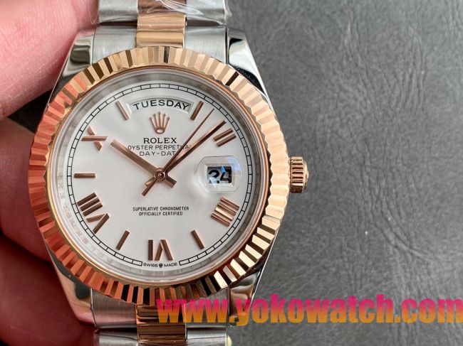 ロレックスコピー デイデイト（Day-Date）41mm 228238“ホワイト・ダイヤル＋ローズゴールドインデックス＋イエローゴールドベゼル＋ステンレスブレスレット” レディース専用モデル