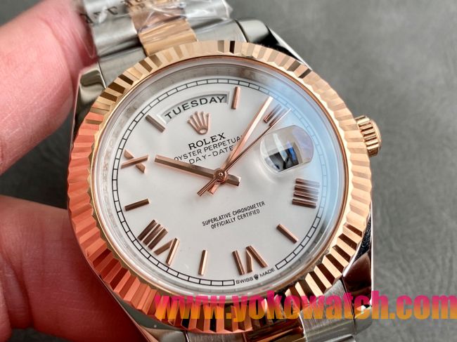 ロレックスコピー デイデイト（Day-Date）41mm 228238“ホワイト・ダイヤル＋ローズゴールドインデックス＋イエローゴールドベゼル＋ステンレスブレスレット” レディース専用モデル