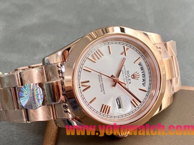 ロレックスコピー デイデイト（Day-Date）41mm 228238“ホワイト・ダイヤル＋ローズゴールドインデックス＋イエローゴールドケース＋オysterブレスレット” レディース専用モデル
