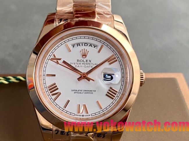 ロレックスコピー デイデイト（Day-Date）41mm 228238“ホワイト・ダイヤル＋ローズゴールドインデックス＋イエローゴールドケース＋オysterブレスレット” レディース専用モデル