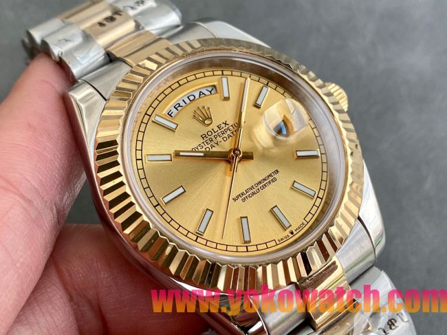 ロレックスコピー デイデイト（Day-Date）41mm 228238“ゴールド・ダイヤル＋ホワイトインデックス＋イエローゴールドベゼル＋ステンレスブレスレット” レディース専用モデル