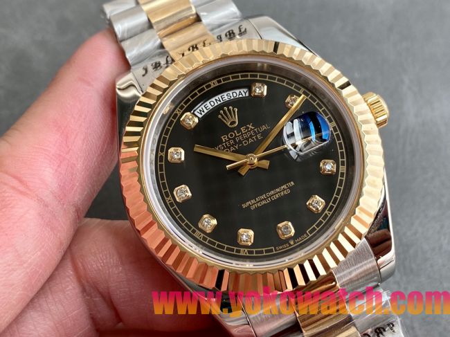 ロレックスコピー デイデイト（Day-Date）41mm 228235“ブラック・ダイヤル＋ダイヤモンドインデックス＋ゴールドベゼル＋ステンレスブレスレット” レディース専用モデル