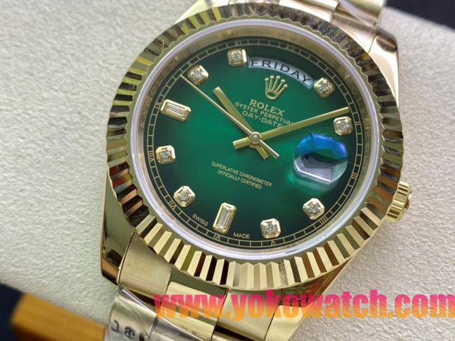 ロレックスコピー デイデイト（Day-Date）41mm 228235“グリーン・ダイヤル＋ダイヤモンド＆バーインデックス＋ゴールドベゼル＋ゴールドブレスレット” レディース専用モデル