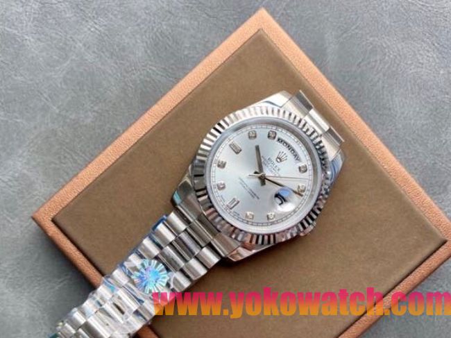 ロレックス デイデイト（Day-Date）41mm 228206“シルバー・ダイヤル＋ダイヤモンド＆バーインデックス＋ステンレスベゼル＋ステンレスブレスレット” レディース専用モデル