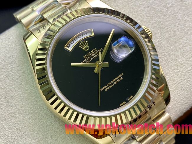 ロレックスコピー デイデイト（Day-Date）41mm 228235R“グリーン・ダイヤル＋バーインデックス＋イエローゴールドベゼル＋ステンレスブレスレット” レディース専用モデル