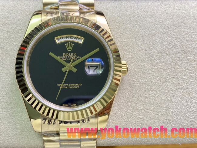 ロレックスコピー デイデイト（Day-Date）41mm 228235R“グリーン・ダイヤル＋バーインデックス＋イエローゴールドベゼル＋ステンレスブレスレット” レディース専用モデル
