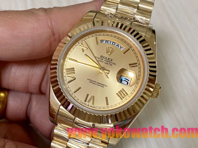 ロレックスコピー デイデイト（Day-Date）41mm 228235R“ゴールド・ダイヤル＋ローマ数字インデックス＋イエローゴールドベゼル＋ステンレスブレスレット” レディース専用モデル