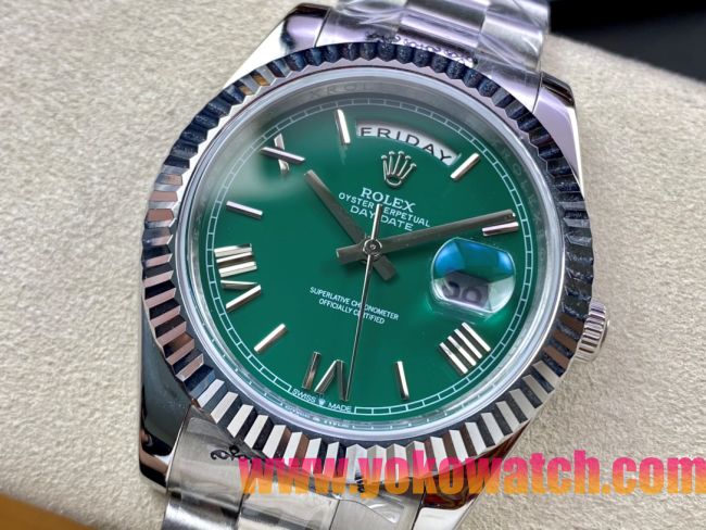 ロレックスコピー デイデイト（Day-Date）41mm 228232“グリーン・ダイヤル＋ローマ数字インデックス＋ステンレスベゼル＋ステンレスブレスレット” レディース専用モデル
