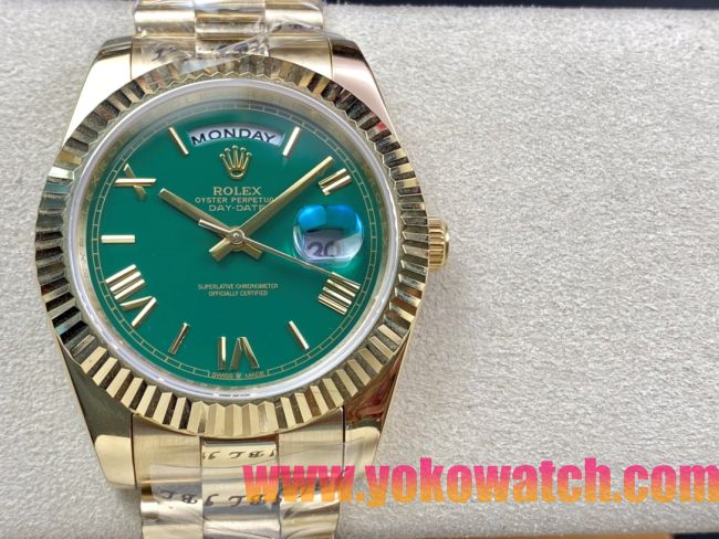 ロレックスコピー デイデイト（Day-Date）41mm 228235“グリーン・ダイヤル＋ローマ数字インデックス＋イエローゴールドベゼル＋イエローゴールドブレスレット” レディース専用モデル