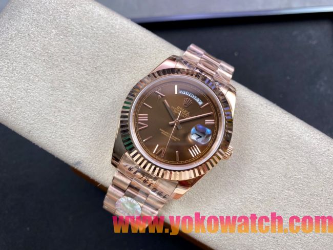 ロレックスコピー デイデイト（Day-Date）41mm 228235“ブラウン・ダイヤル＋ローマ数字インデックス＋イエローゴールドベゼル＋イエローゴールドブレスレット” レディース専用モデル