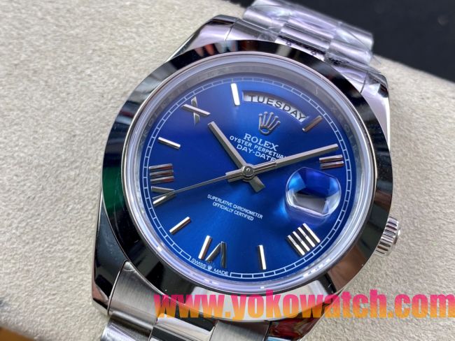ロレックスコピー デイデイト（Day-Date）41mm 228235“ブルー・ダイヤル＋ローマ数字インデックス＋シルバーベゼル＋ステンレスブレスレット” レディース専用モデル