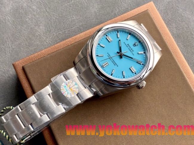 ロレックスコピー パーペチュアル（Oyster Perpetual）41mm 126000“スカイブルー・ダイヤル＋バーインデックス＋ポリッシュベゼル＋316Lスチールブレスレット” レディース専用モデル