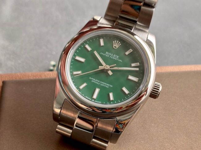 ロレックスコピー オイスター・パーペチュアル（Oyster Perpetual）31mm 277200“グリーン・ダイヤル＋シルバー・バーインデックス＋ポリッシュベゼル＋316Lスチールブレスレット” レディース専用モデル