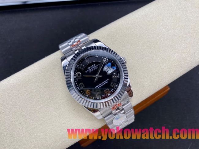 ロレックスコピー デイトジャスト（Oyster Perpetual Datejust）41mm 126234“ブラック・ダイヤル＋シルバー・アラビア数字インデックス＋リングコマンド機能搭載の三角坑紋ベゼル＋316Lスチールブレスレット” メ