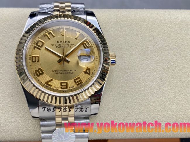 ロレックスコピー デイトジャスト（Oyster Perpetual Datejust）41mm 126233“ゴールド・ダイヤル＋ゴールド・アラビア数字インデックス＋リングコマンド機能搭載の三角坑紋ベゼル＋316Lスチールブレスレット” メ
