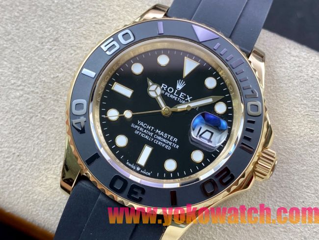 ロレックスコピー ヤット・マスター（Yacht-Master）40mm 126655RBR“ブラック・ダイヤル＋ゴールドケース＋セラミックベゼル＋ラバーブレスレット” メンズ専用モデル