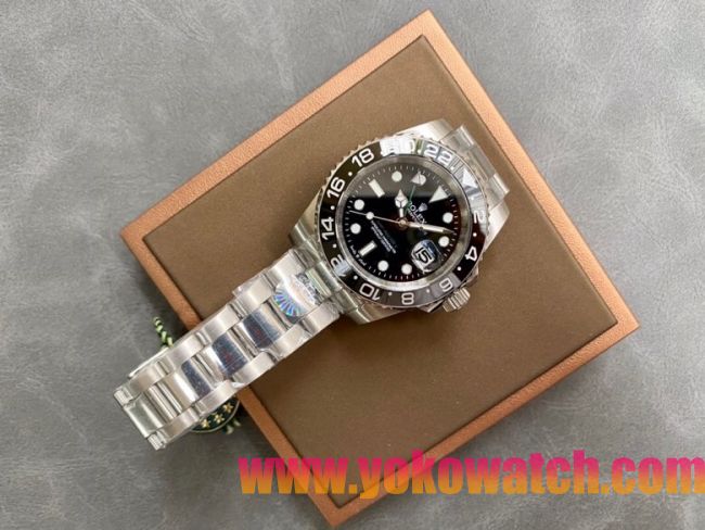 ロレックスコピー グリーンリッチ（GMT-Master II）40mm 126710BLNR“ブラック・ダイヤル＋ステンレスケース＋アルミニウムベゼル＋オイスターブレスレット” メンズ専用モデル