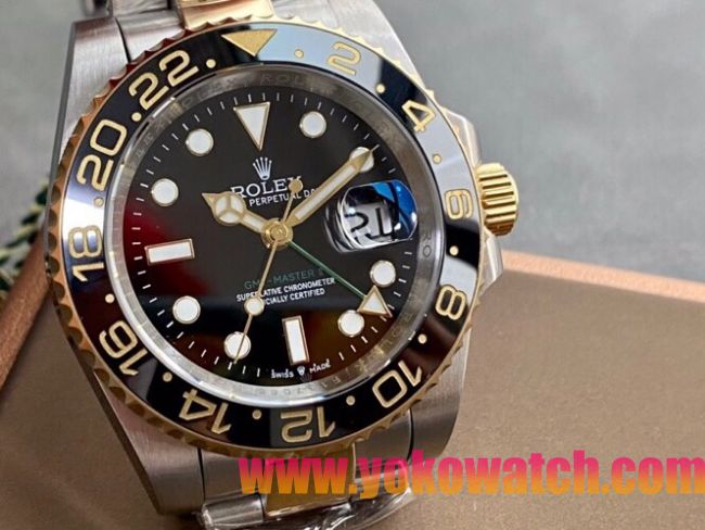 ロレックスコピー GMT-Master II（グリーンニッチ）41mm 126713CHNR“ブラック・ダイヤル＋ステンレスケース＋ゴールドベゼル＋オイスターブレスレット” メンズ専用モデル