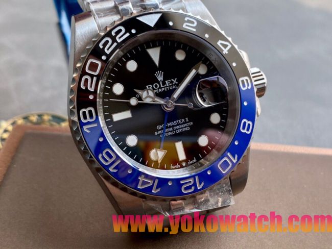 ロレックスコピー GMT-Master II（グリーンニッチ）41mm “ブラック・ダイヤル＋ステンレスケース＋バイカラーセラミックベゼル＋オイスターブレスレット” メンズ専用モデル