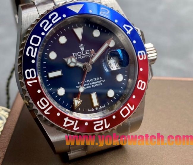 ロレックスコピー GMT-Master II（グリーンニッチ）40mm 126710BLNR“ブルー・ダイヤル＋ステンレスケース＋バイカラーセラミックベゼル（ピップス）＋オイスターブレスレット” メンズ専用モデル