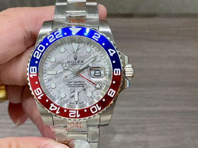 ロレックスコピー GMT-Master II（グリーンニッチ）40mm 126710BLNR“マーブル・ダイヤル＋ステンレスケース＋バイカラーセラミックベゼル（ブルー＆レッド）＋オイスターブレスレット” メンズ専用モデル