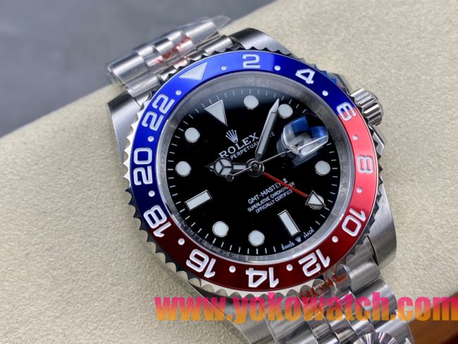 ロレックスコピー GMT-Master II（グリーンニッチ）40mm 126710BLNR“ブラック・ダイヤル＋ステンレスケース＋バイカラーセラミックベゼル（ブルー＆レッド）＋オイスターブレスレット” メンズ専用モデル