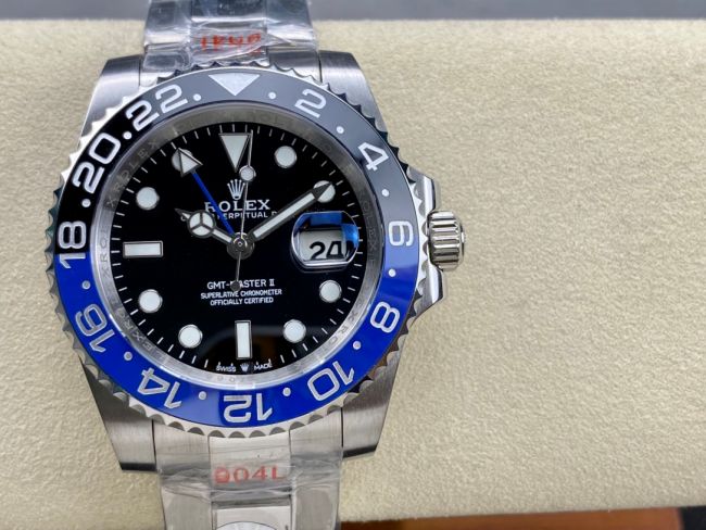 ロレックスコピー GMT-Master II（グリーンニッチ）40mm 126710BLNR“ブラック・ダイヤル＋ステンレスケース＋バイカラーセラミックベゼル（ブルー＆グレー）＋オイスターブレスレット” メンズ専用モデル