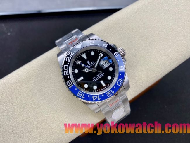 ロレックスコピー GMT-Master II（グリーンニッチ）40mm 126710BLNR“ブラック・ダイヤル＋ステンレスケース＋バイカラーセラミックベゼル（ブルー＆グレー）＋オイスターブレスレット” メンズ専用モデル