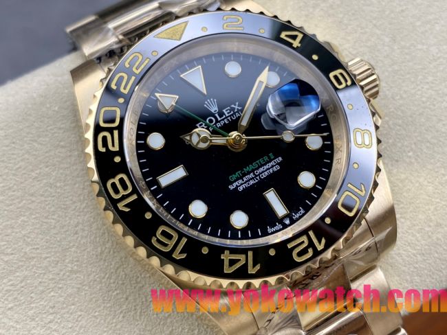 ロレックスコピー GMT-Master II（グリーンニッチ）40mm 126718LB“ブラック・ダイヤル＋イエローゴールドケース＋バイカラーセラミックベゼル（ブルー＆ブラック）＋オイスターブレスレット” メンズ専用モデル