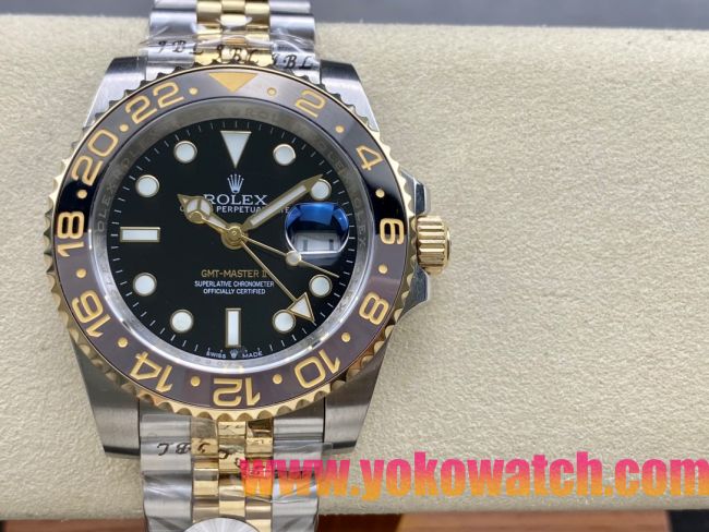 ロレックスコピー GMT-Master II（グリーンニッチ）40mm 126713LB“ブラック・ダイヤル＋ステンレスケース＋イエローゴールドベゼル＋バイカラーブレスレット” メンズ専用モデル 