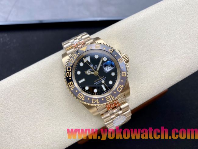 ロレックスコピー GMT-Master II（グリーンニッチ）40mm 126718LB“ブラック・ダイヤル＋イエローゴールドケース＋バイカラーセラミックベゼル（ブルー＆ブラック）＋オイスターブレスレット” メンズ専用モデル