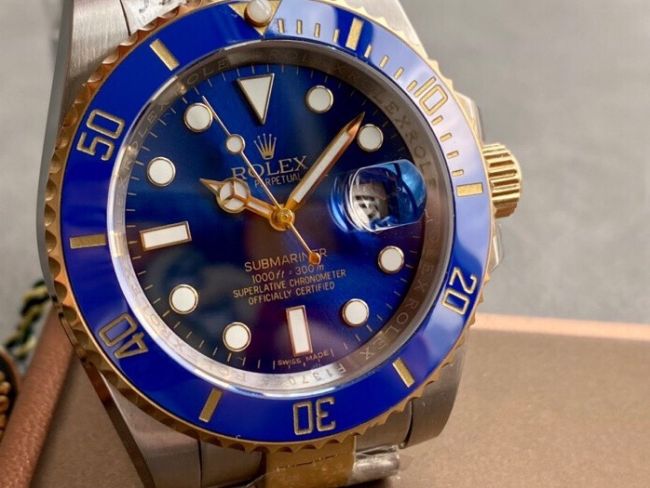 ロレックスコピー サブマリーナー（SUB）41mm 126613LB“ブルー・ベゼル＋ブルー・ダイヤル＋ステンレスケース×イエローゴールドリング＋オイスターブレスレット” メンズ専用モデル
