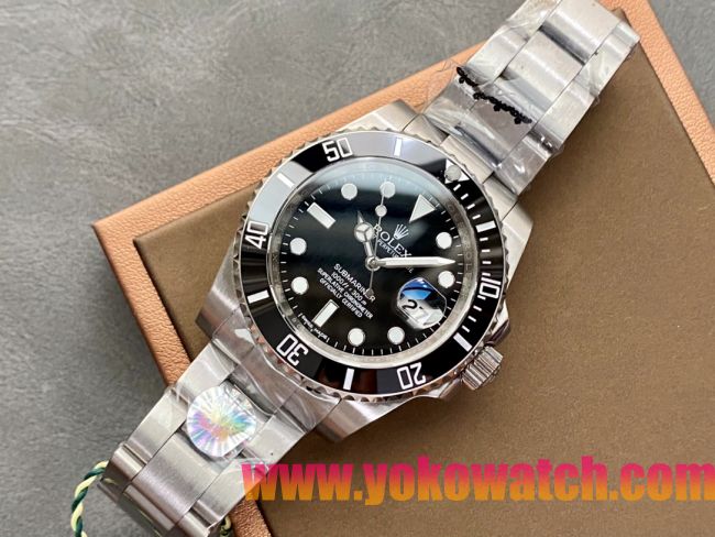 ロレックスコピー サブマリーナー（SUB）40mm 126610LN“ブラック・ベゼル＋ブラック・ダイヤル＋ステンレススチールケース＋オイスターブレスレット” メンズ専用モデル 