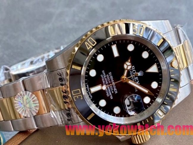 ロレックスコピー サブマリーナー（SUB）40mm 126613LN“間金・ブラック・ベゼル＋ブラック・ダイヤル＋ステンレススチール＆ゴールドケース＋オイスターブレスレット” メンズ専用モデル