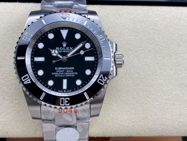 ロレックスコピー サブマリーナー（SUB）41mm 126610LN“無歴・ブラック・ベゼル＋ブラック・ダイヤル＋ステンレススチールケース＋オイスターブレスレット” メンズ専用モデル