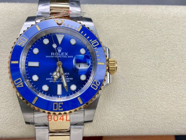 ロレックスコピー サブマリーナー（SUB）40mm 126613LB“間金・無歴・ブルー・ベゼル＋ブルー・ダイヤル＋ステンレススチール＆ゴールドケース＋オイスターブレスレット” メンズ専用モデル