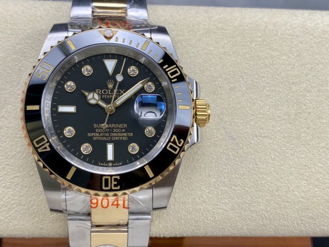ロレックスコピー サブマリーナー（SUB）40mm 126613LB“間金・ダイヤモンド・ブラック・ベゼル＋ブラック・ダイヤル＋ステンレススチール＆ゴールドケース＋オイスターブレスレット” メンズ専用モデル