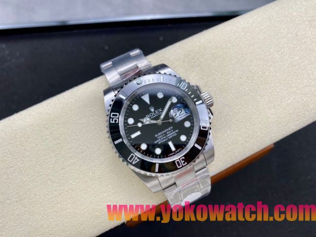 ロレックスコピー サブマリーナー（SUB）40mm 126610LN“ブラック・ベゼル＋ブラック・ダイヤル＋ステンレススチールケース＋オイスターブレスレット” メンズ専用モデル
