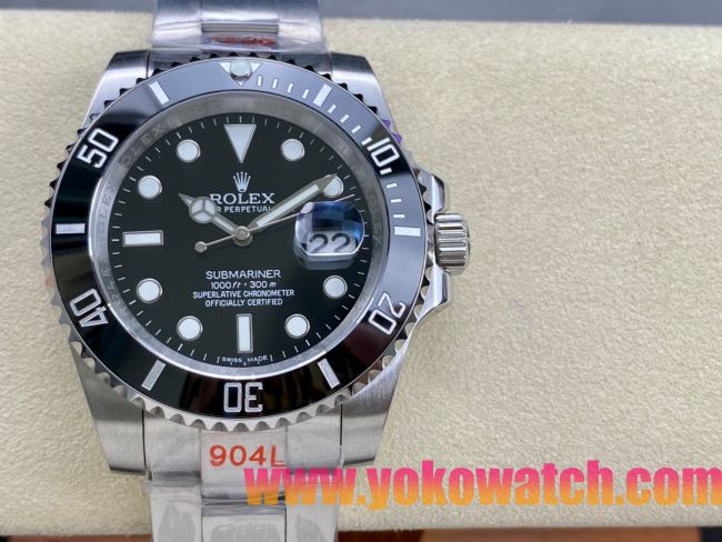 ロレックスコピー サブマリーナー（SUB）40mm 126610LN“ブラック・ベゼル＋ブラック・ダイヤル＋ステンレススチールケース＋オイスターブレスレット” メンズ専用モデル