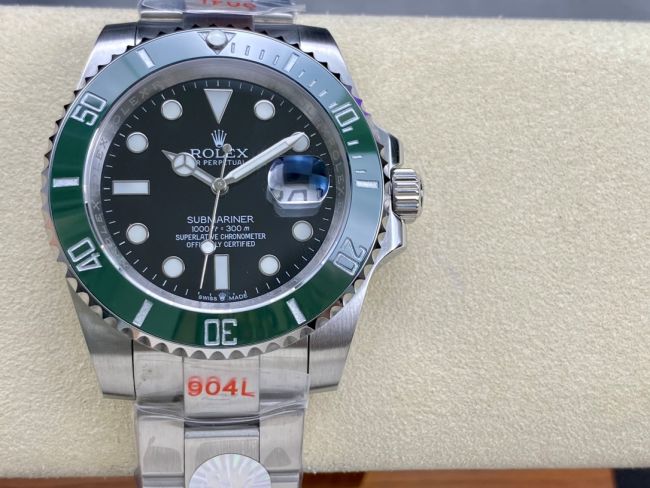 ロレックスコピー サブマリーナー（SUB）41mm 126610LV“グリーン・ベゼル＋ブラック・ダイヤル＋ステンレススチールケース＋オイスターブレスレット” メンズ専用モデル