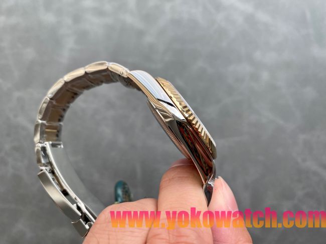 ロレックスコピー・ワールドタイマー（DIW）40mm 5185R“ブラック・ダイヤル＋イエローゴールドベゼル＋ステンレススチールケース＋オイスターブレスレット” メンズ専用モデル