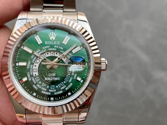 ロレックスコピー・ワールドタイマー（DIW）40mm 5185R“グリーン・ダイヤル＋ローズゴールドベゼル＋ステンレススチールケース＋オイスターブレスレット” メンズ専用モデル
