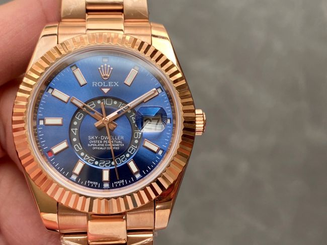 ロレックスコピー・スカイダイバー（SKY-DWELLER）40mm 326135“ブルー・ダイヤル＋イエローゴールドベゼル＋ステンレススチールケース＋オイスターブレスレット” メンズ専用モデル 