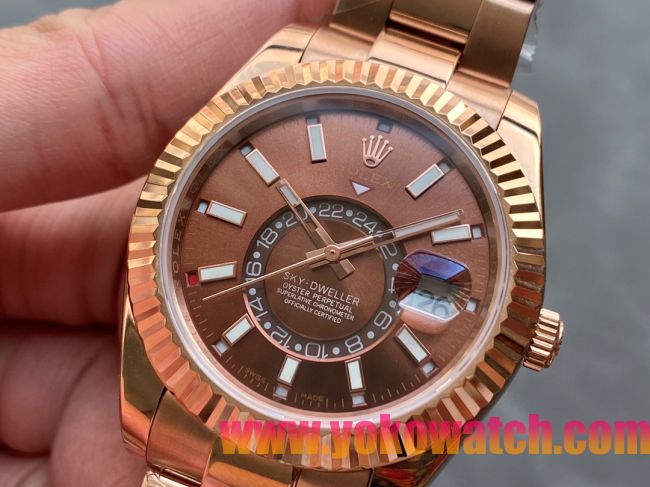 ロレックスコピー・スカイダイバー（SKY-DWELLER）40mm 326138“ブラウン・ダイヤル＋イエローゴールドケース＋オイスターブレスレット” メンズ専用モデル