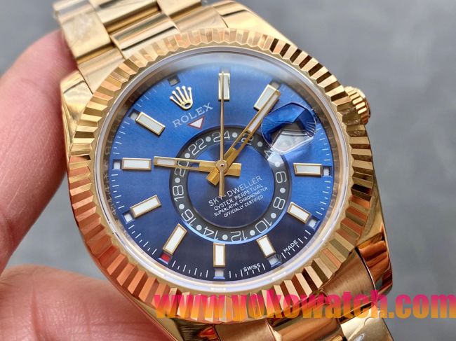 ロレックスコピー・スカイダイバー（SKY-DWELLER）40mm 326138“ブルー・ダイヤル＋イエローゴールドケース＋オイスターブレスレット” メンズ専用モデル