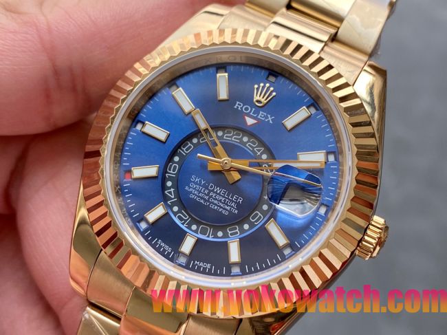 ロレックスコピー・スカイダイバー（SKY-DWELLER）40mm 326138“ブルー・ダイヤル＋イエローゴールドケース＋オイスターブレスレット” メンズ専用モデル