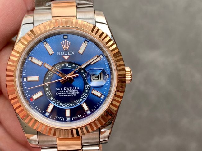 ロレックスコピー・スカイダイバー（SKY-DWELLER）40mm 326138“ブルー・ダイヤル＋ローズゴールドベゼル＋ステンレススチールブレスレット” メンズ専用モデル