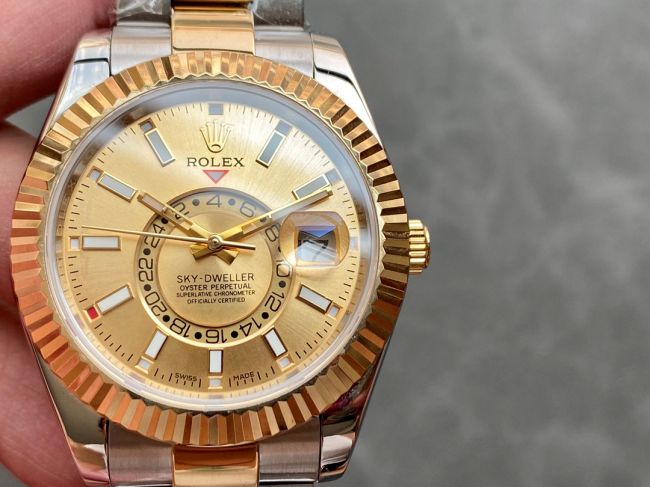 ロレックスコピー・スカイダイバー（SKY-DWELLER）40mm 326138“ゴールド・ダイヤル＋イエローゴールドベゼル＋ステンレススチールブレスレット” メンズ専用モデル