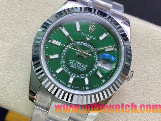 ロレックスコピー・スカイダイバー（SKY-DWELLER）42mm 326135“グリーン・ダイヤル＋ステンレススチールベゼル＋ステンレススチールブレスレット” メンズ専用モデル